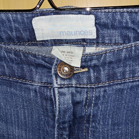 Maurices Flare Jeans - Picture 2 of 6